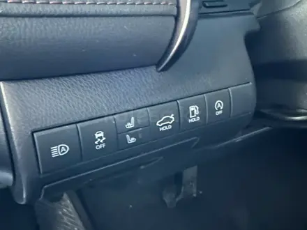 Toyota Camry Elegance eCVT 2024 года за 15 800 000 тг. в Караганда – фото 6