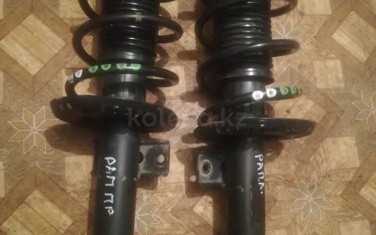 Стойки передние на Skoda Rapid за 20 000 тг. в Астана