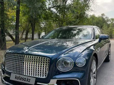 Bentley Flying Spur 2022 годаүшін145 000 000 тг. в Алматы – фото 2