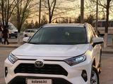 Toyota RAV4 2021 года за 16 000 000 тг. в Шымкент