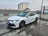 Toyota Camry 2022 года за 15 000 000 тг. в Актау