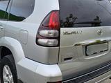 Toyota Land Cruiser Prado 2007 годаүшін12 500 000 тг. в Актобе – фото 4