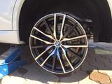 Диски на Новый BMW x5 r20 5x112 за 500 000 тг. в Алматы – фото 4