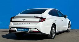 Hyundai Sonata 2021 года за 9 390 000 тг. в Алматы – фото 3
