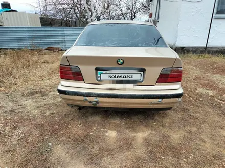 BMW 318 1993 года за 800 000 тг. в Киевка – фото 2