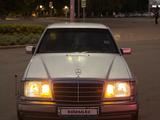 Mercedes-Benz E 220 1995 года за 2 050 000 тг. в Кокшетау – фото 2