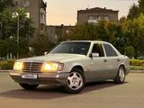 Mercedes-Benz E 220 1995 года за 2 050 000 тг. в Кокшетау