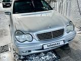 Mercedes-Benz C 180 2001 года за 2 500 000 тг. в Алматы