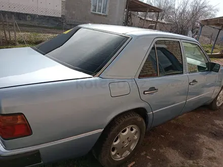 Mercedes-Benz E 230 1991 года за 2 800 000 тг. в Алматы – фото 4