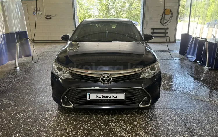 Toyota Camry 2015 года за 11 500 000 тг. в Аксу