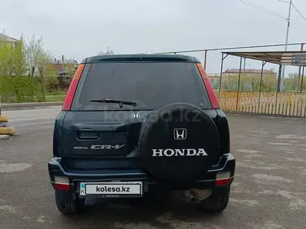 Honda CR-V 1999 года за 3 500 000 тг. в Караганда – фото 2