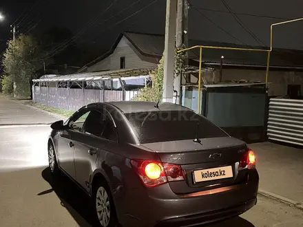 Chevrolet Cruze 2013 года за 3 850 000 тг. в Астана – фото 11
