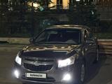 Chevrolet Cruze 2013 года за 3 850 000 тг. в Астана – фото 2