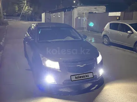 Chevrolet Cruze 2013 года за 3 850 000 тг. в Астана – фото 8