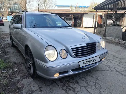 Mercedes-Benz E 55 AMG 2001 года за 8 600 000 тг. в Алматы – фото 37