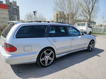 Mercedes-Benz E 55 AMG 2001 года за 8 600 000 тг. в Алматы – фото 42