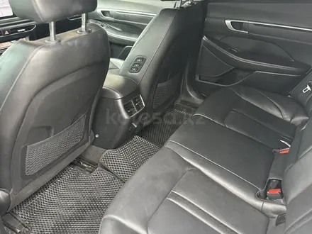 Hyundai Sonata 2023 года за 11 900 000 тг. в Актобе – фото 19