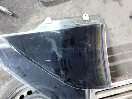 Задние стекла, петли багажника, мерс124, купе за 40 000 тг. в Алматы – фото 4