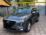Hyundai Santa Fe 2018 года за 11 111 111 тг. в Алматы
