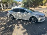 Hyundai Sonata 2015 года за 8 450 000 тг. в Шымкент – фото 3
