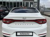 Hyundai Grandeur 2018 годаfor10 990 000 тг. в Шымкент – фото 4