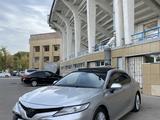 Toyota Camry 2019 годаfor14 500 000 тг. в Шымкент – фото 2