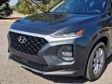 Hyundai Santa Fe 2020 года за 8 500 000 тг. в Алматы – фото 3