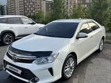 Toyota Camry 2016 года за 10 600 000 тг. в Астана