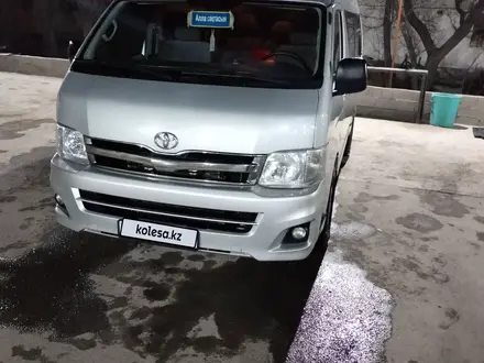 Toyota Hiace 2011 года за 11 000 000 тг. в Алматы – фото 2