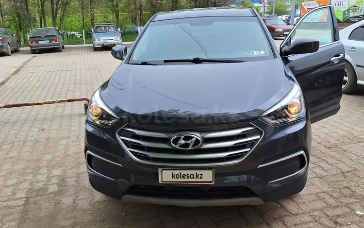 Hyundai Santa Fe 2018 года за 8 100 000 тг. в Актобе