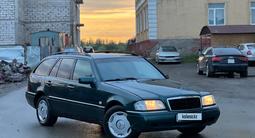 Mercedes-Benz C 200 1997 года за 2 200 000 тг. в Астана – фото 2