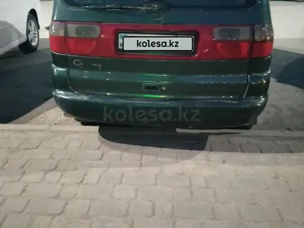 Volkswagen Sharan 1996 годаүшін2 300 000 тг. в Актобе – фото 3