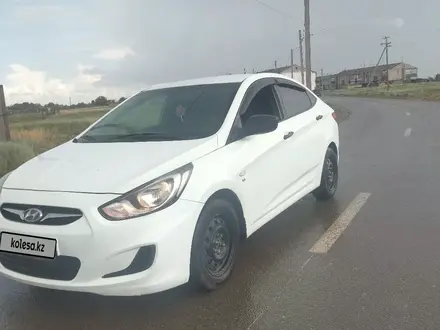 Hyundai Accent 2014 года за 4 800 000 тг. в Семей – фото 2