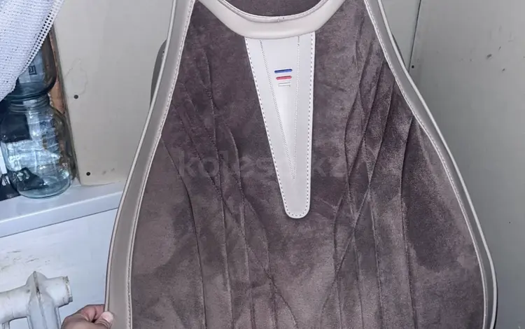 Чехол за 35 000 тг. в Усть-Каменогорск