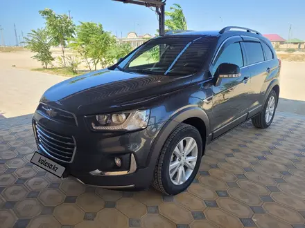 Chevrolet Captiva 2018 года за 9 600 000 тг. в Актау – фото 2