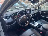 Toyota RAV4 2019 года за 14 944 874 тг. в Атырау – фото 3