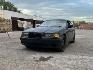 BMW 325
