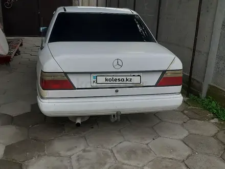 Mercedes-Benz E 230 1991 года за 1 300 000 тг. в Тараз – фото 3