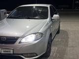 Chevrolet Lacetti 2014 года за 3 300 000 тг. в Актобе – фото 2
