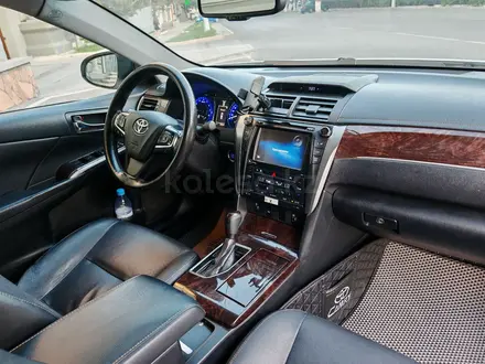 Toyota Camry 2016 года за 10 500 000 тг. в Караганда