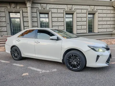 Toyota Camry 2016 года за 10 500 000 тг. в Караганда – фото 5