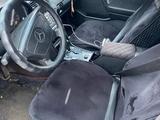 Mercedes-Benz C 200 1997 года за 2 000 000 тг. в Павлодар – фото 5