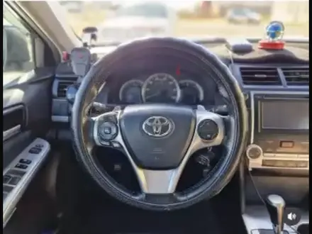 Toyota Camry 2013 года за 9 000 000 тг. в Жанаозен – фото 4