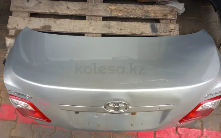 Кришка багажника на камри 40үшін40 000 тг. в Алматы