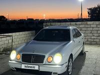 Mercedes-Benz E 320 1997 годаfor3 000 000 тг. в Жанаозен