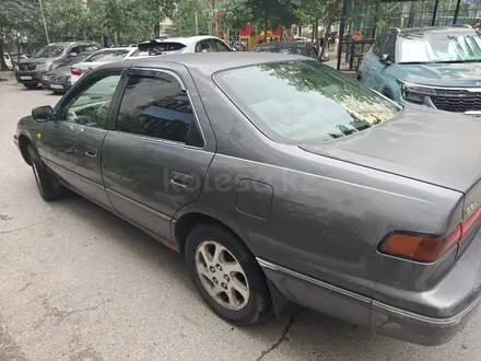 Toyota Camry 1996 года за 3 500 000 тг. в Алматы – фото 4