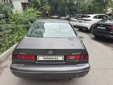 Toyota Camry 1996 года за 3 500 000 тг. в Алматы – фото 5