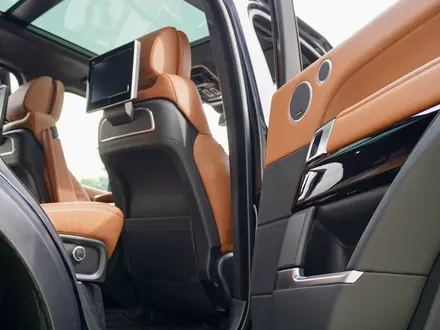 Land Rover Range Rover 2016 года за 28 000 000 тг. в Алматы – фото 11