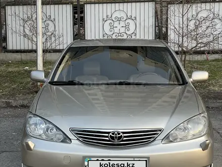 Toyota Camry 2005 года за 5 400 000 тг. в Алматы