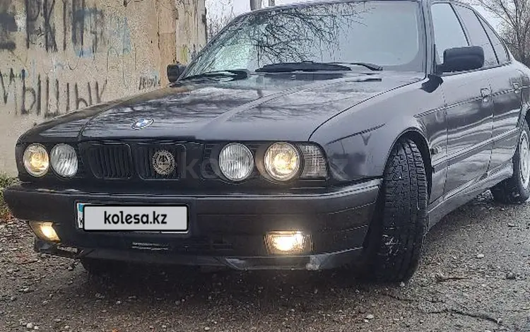 BMW 520 1994 года за 2 300 000 тг. в Шымкент